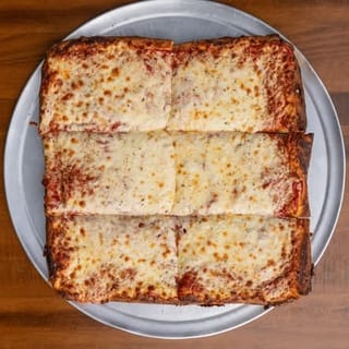 Kickin Chicken SICILIAN Pizza